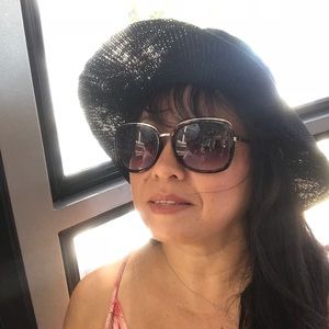 Meet your Posher, Lorena